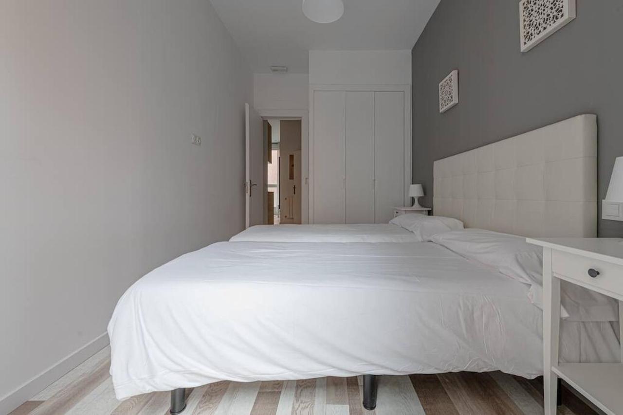 Lovely 2-Bed Flat In Tetuan By Sharingco. มาดริด ภายนอก รูปภาพ